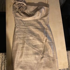 Jessica Howard dress.